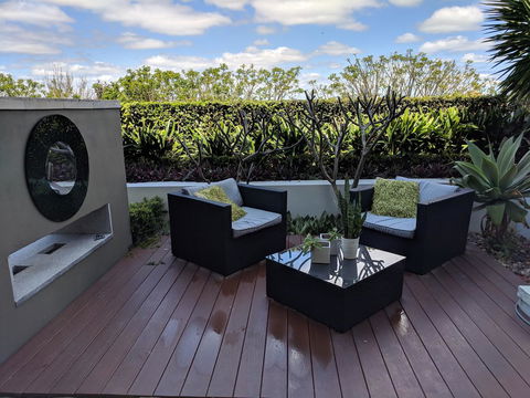 Riverside Retreat - Accommodation Gladstone 8