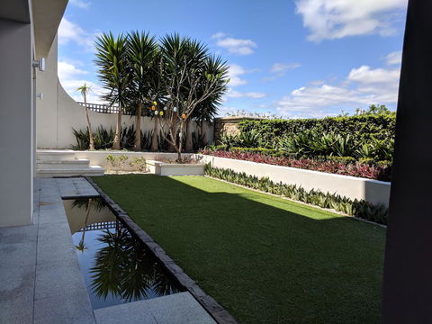 Riverside Retreat - Accommodation Gladstone 2
