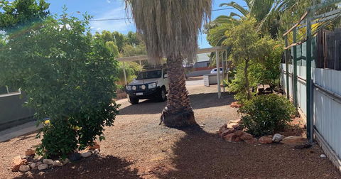 The Cottage That Could - Accommodation Gladstone 3