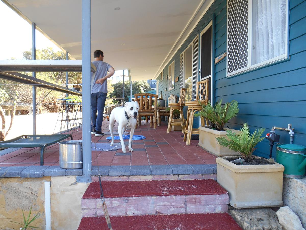 Guilderton WA Accommodation Gladstone