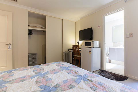 Arcadian Bed & Breakfast - Accommodation Gladstone 21