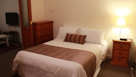 Mt Pleasant Apartment - Accommodation Gladstone 2