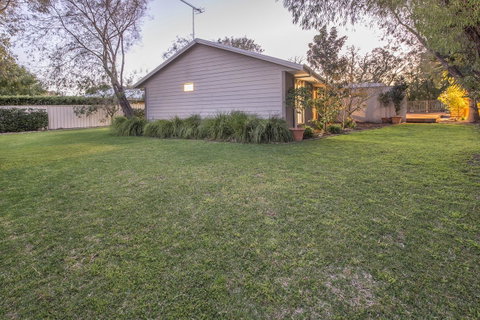 Boardwalk - Accommodation Gladstone 1