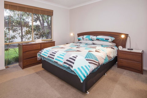 Boardwalk - Accommodation Gladstone 15