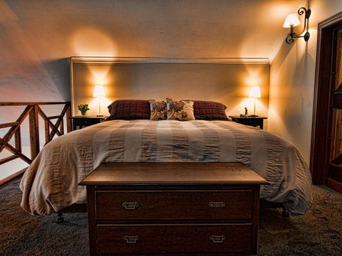 Oak Tree Barn Bridgetown - Accommodation Gladstone 11