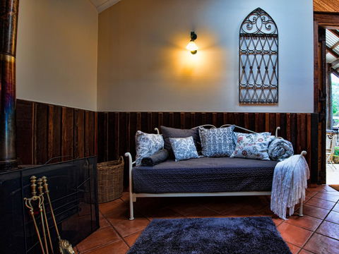 Oak Tree Barn Bridgetown - Accommodation Gladstone 3