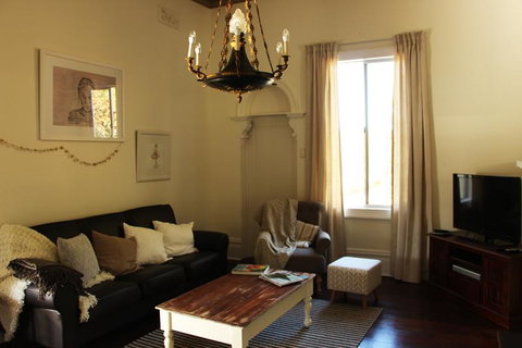 Bickley Valley Cottage - Accommodation Gladstone 4