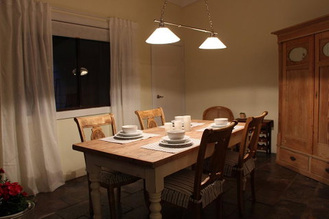 Bickley Valley Cottage - Accommodation Gladstone 0