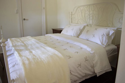Bickley Valley Cottage - Accommodation Gladstone 12