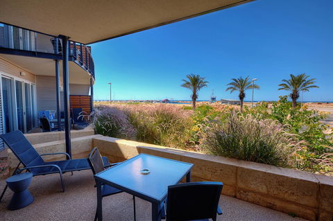 Mantarays Ningaloo Beach Resort - Accommodation Gladstone 12
