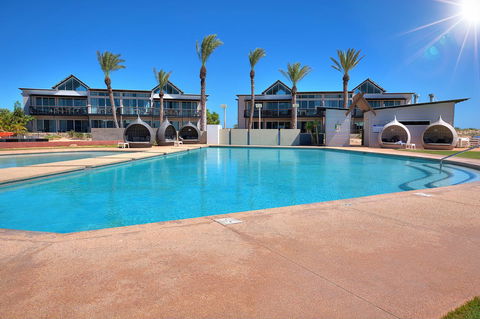 Mantarays Ningaloo Beach Resort - Accommodation Gladstone 18