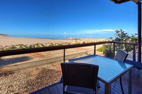 Mantarays Ningaloo Beach Resort - Accommodation Gladstone 22