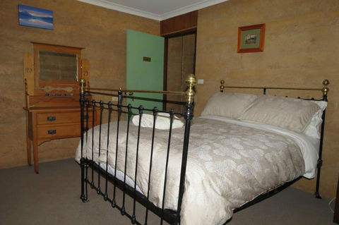 Bentwood Olive Grove Accommodation - Accommodation Gladstone 16