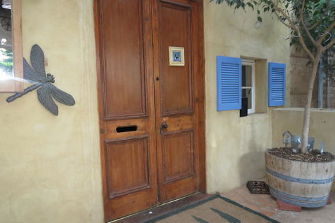 Bentwood Olive Grove Accommodation - Accommodation Gladstone 0