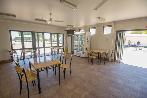 RAC Exmouth Cape Holiday Park - Accommodation Gladstone 22