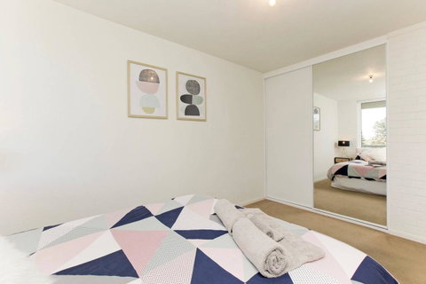 SEA BREEZE â€“ Between Cottesloe Beach & Swan River - Accommodation Gladstone 18