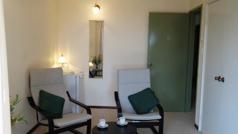 Eleebana Guest House - Accommodation Gladstone 6