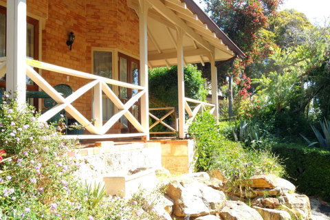 Eleebana Guest House - Accommodation Gladstone 32