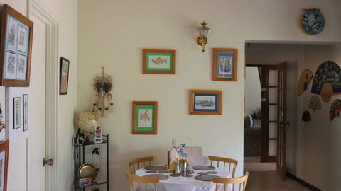 Eleebana Guest House - Accommodation Gladstone 31