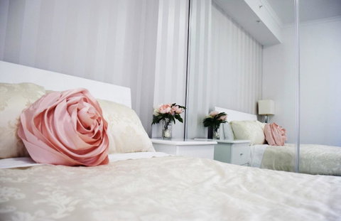 Perth Luxury City Apartment- Free Parking - Accommodation Gladstone 16