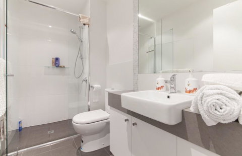 Perth Luxury City Apartment- Free Parking - Accommodation Gladstone 7