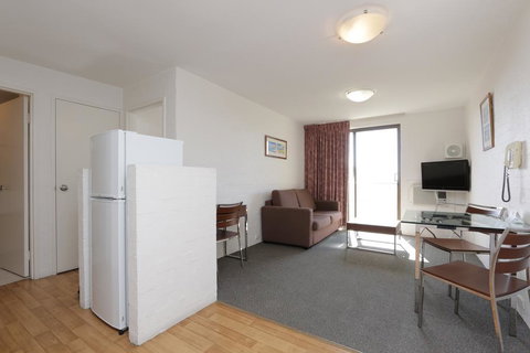 Atrium Hotel Mandurah - Accommodation Gladstone 32