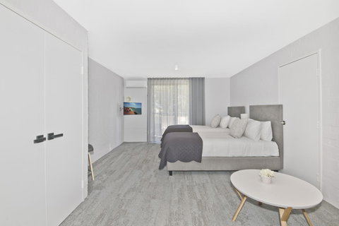 Atrium Hotel Mandurah - Accommodation Gladstone 23