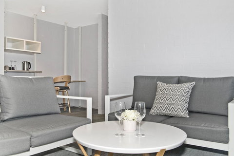 Atrium Hotel Mandurah - Accommodation Gladstone 22