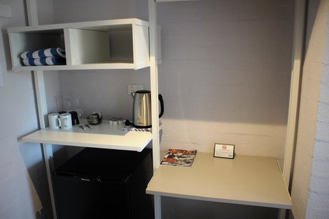 Atrium Hotel Mandurah - Accommodation Gladstone 9