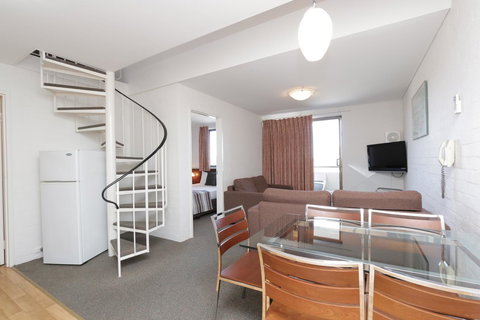 Atrium Hotel Mandurah - Accommodation Gladstone 21