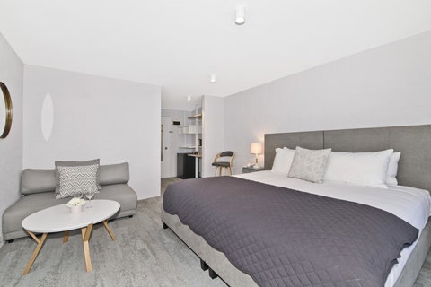 Atrium Hotel Mandurah - Accommodation Gladstone 16