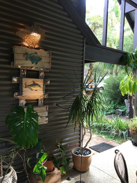 DESIGNER'S STUDIO - Accommodation Gladstone 20
