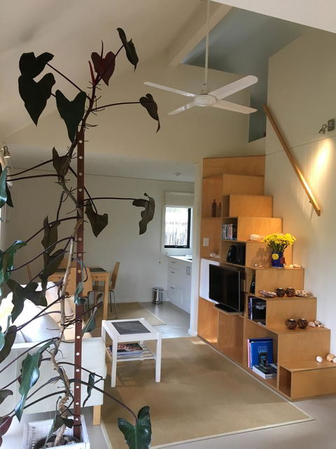 DESIGNER'S STUDIO - Accommodation Gladstone 16