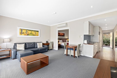Caves House Hotel & Apartments Yallingup - Accommodation Gladstone 19