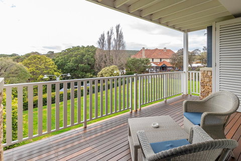 Caves House Hotel & Apartments Yallingup - Accommodation Gladstone 0