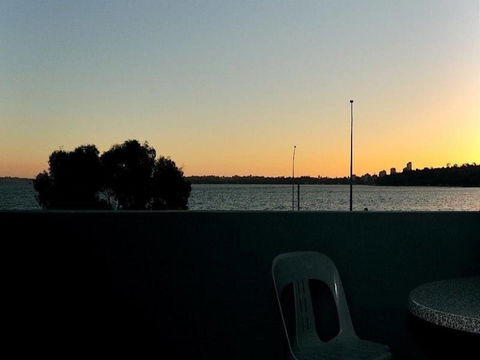 Riverside - Accommodation Gladstone 18