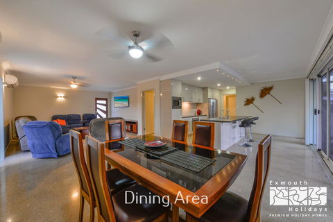 13 Learmonth Street - Close To Town Centre - Accommodation Gladstone 6