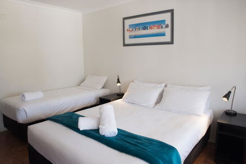 Jurien Bay Hotel Motel - Accommodation Gladstone 13