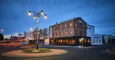 The Premier Mill Hotel - Accommodation Gladstone 35