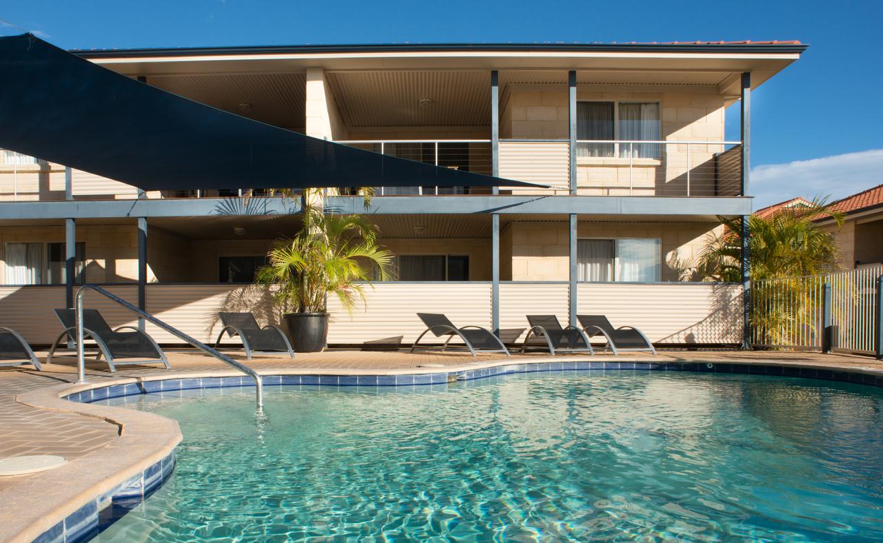 Orange Springs WA Accommodation Gladstone