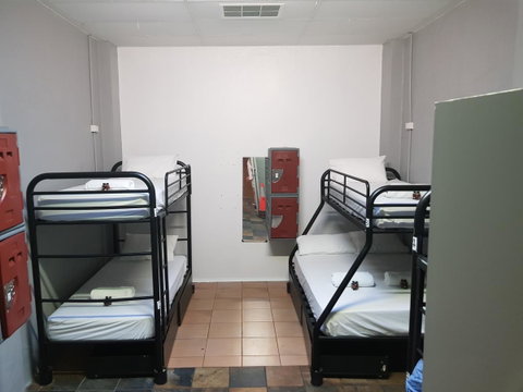 JJ's Backpackers - Accommodation Gladstone 21