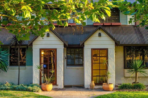 Sienna Lodge - Accommodation Gladstone 8