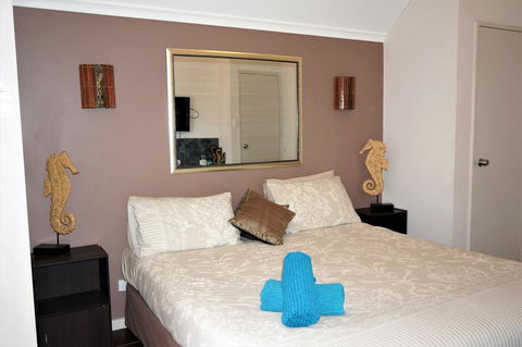 Osprey Holiday Village Unit 213 1 Bedroom - Accommodation Gladstone 3