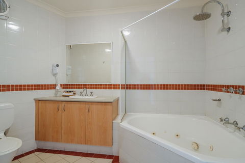 Canning Bridge Auto Lodge - Accommodation Gladstone 39