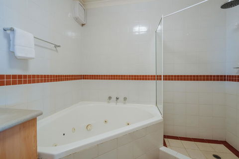 Canning Bridge Auto Lodge - Accommodation Gladstone 41