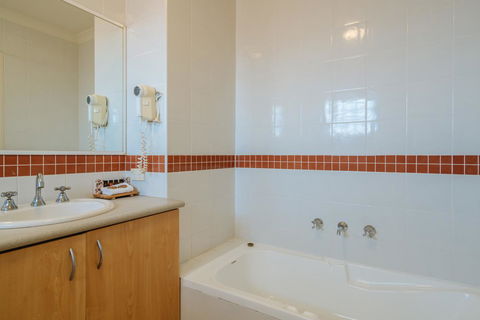 Canning Bridge Auto Lodge - Accommodation Gladstone 1