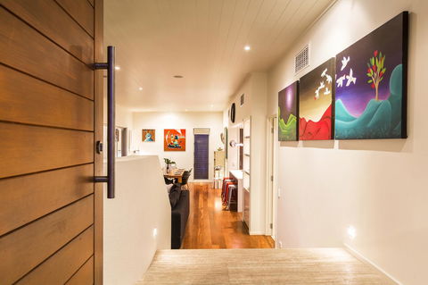 Arthouse - Accommodation Gladstone 5