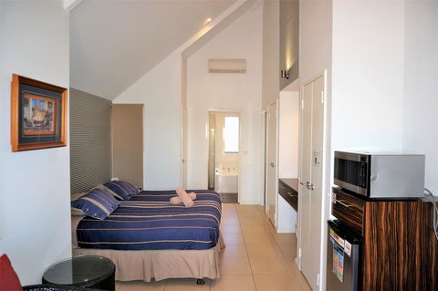 Osprey Holiday Village Unit 203 1 Bedroom - Accommodation Gladstone 2