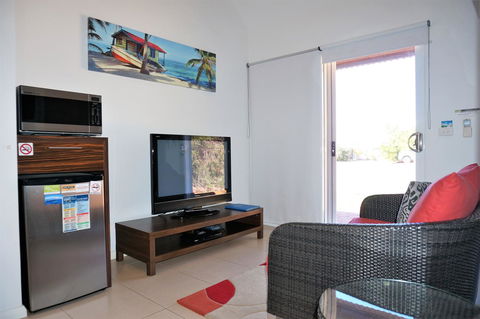 Osprey Holiday Village Unit 203 1 Bedroom - Accommodation Gladstone 7
