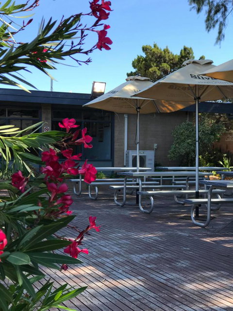 EUCLA MOTOR HOTEL - Accommodation Gladstone 33